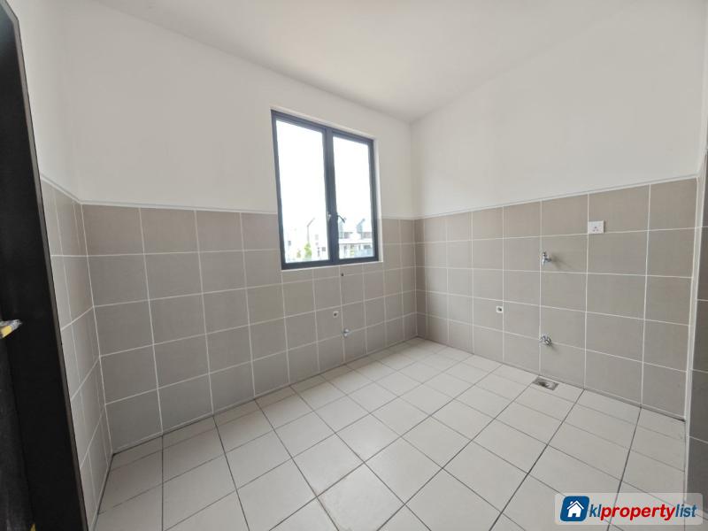 4 bedroom 2-sty Terrace/Link House for sale in Sepang - image 8