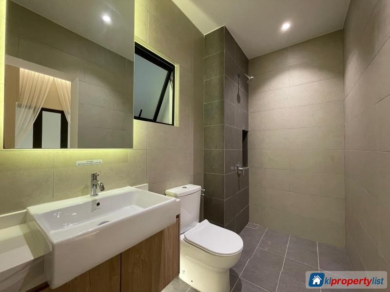 3 bedroom Serviced Residence for sale in Puchong - image 9