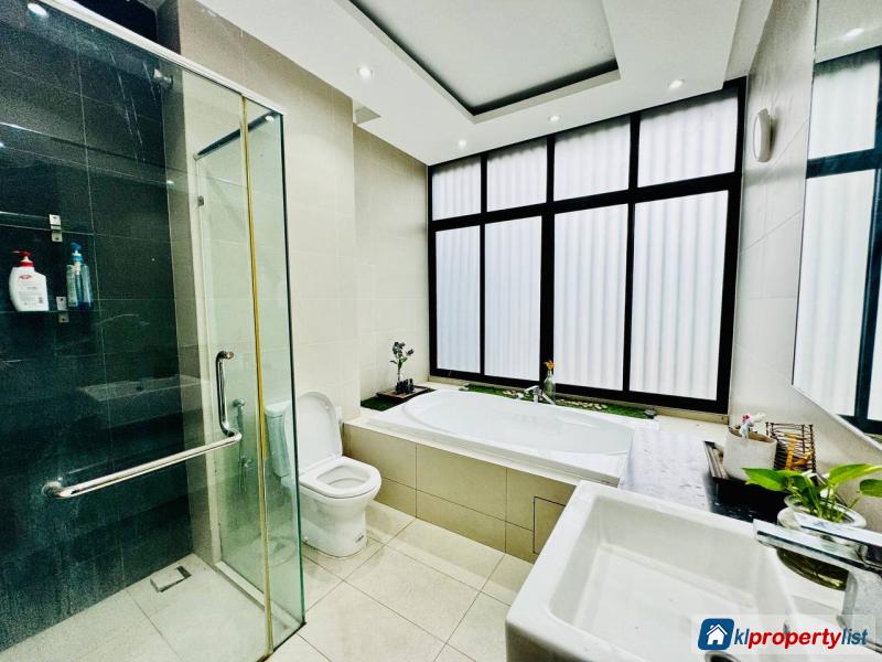 4 bedroom Semi-detached House for sale in Dengkil - image 12