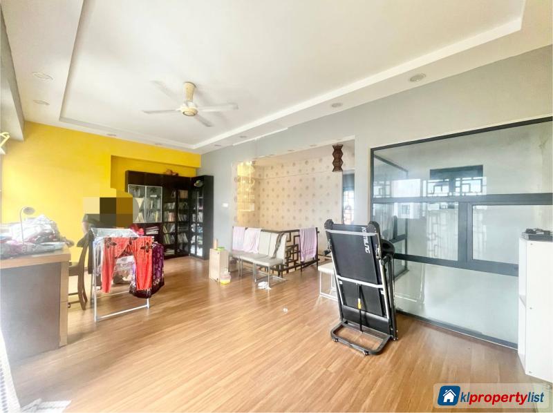 6 bedroom 3-sty Terrace/Link House for sale in Kajang in Malaysia - image