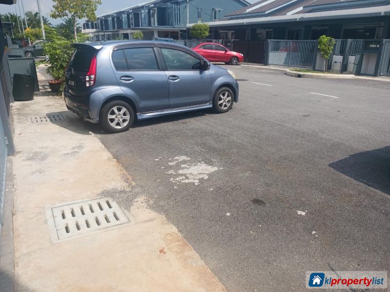 4 bedroom 1-sty Terrace/Link House for sale in Sepang - image 2