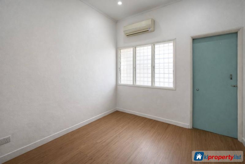 4 bedroom 2-sty Terrace/Link House for sale in Subang Jaya - image 16
