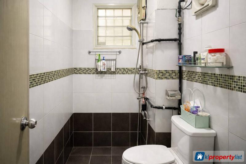 4 bedroom 2-sty Terrace/Link House for sale in Subang Jaya - image 9