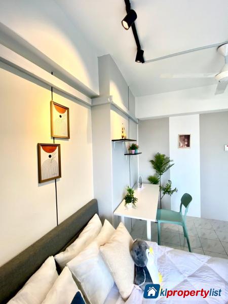 Room in apartment for rent in Sentul - image 6