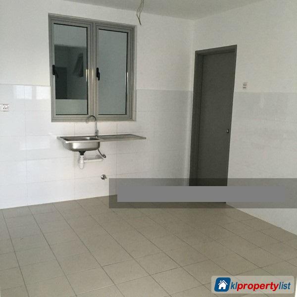 3 bedroom Serviced Residence for sale in Seri Kembangan - image 14