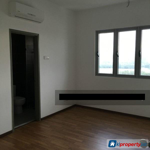 3 bedroom Serviced Residence for sale in Seri Kembangan - image 16