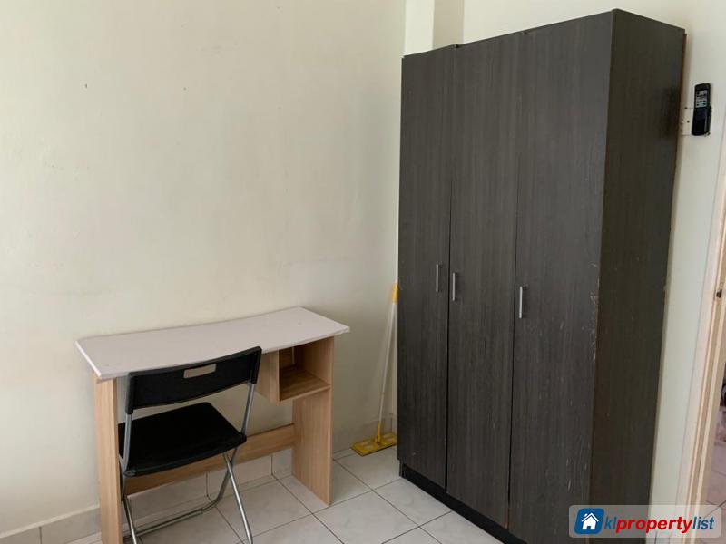 Room in condominium for rent in Bandar Utama - image 4
