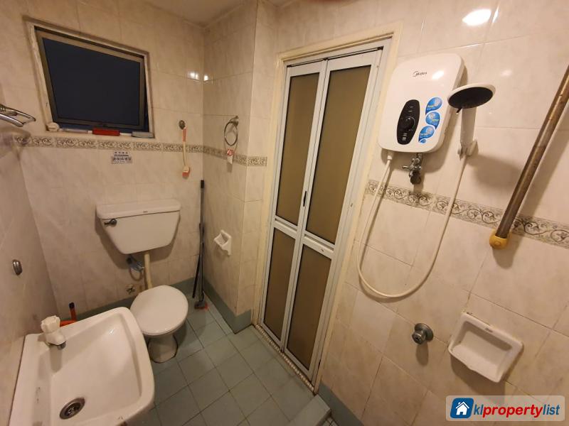 Room in condominium for rent in Bandar Utama - image 6
