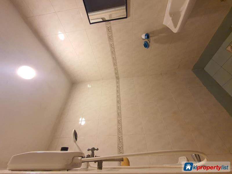 Room in condominium for rent in Bandar Utama - image 8
