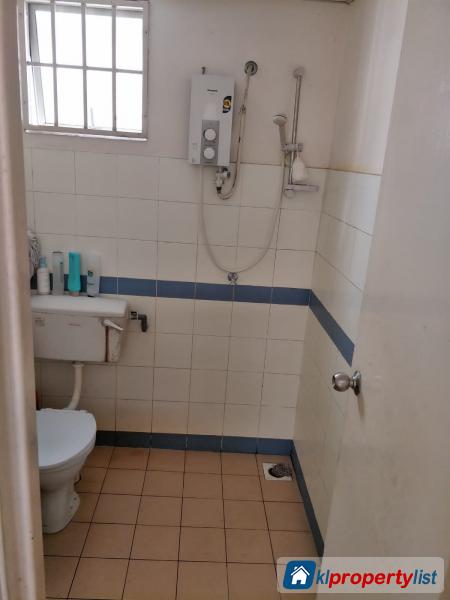 Room in condominium for rent in Setapak - image 5