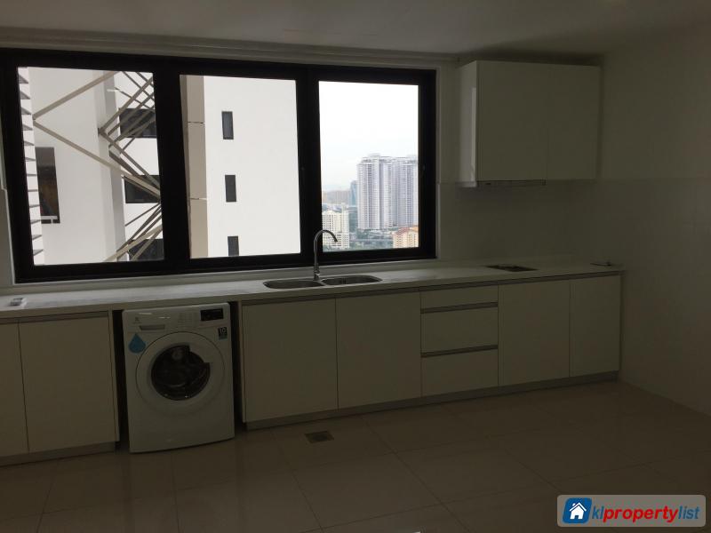 Picture of 1 bedroom Serviced Residence for sale in Kota Damansara in Selangor