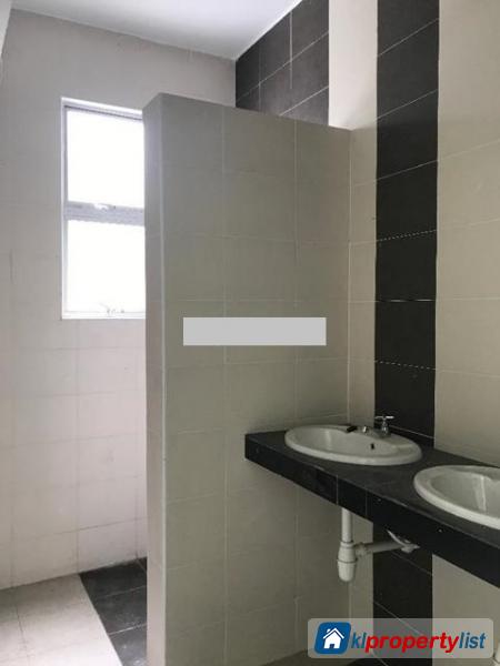 5 bedroom 3-sty Terrace/Link House for sale in Sungai Buloh - image 17
