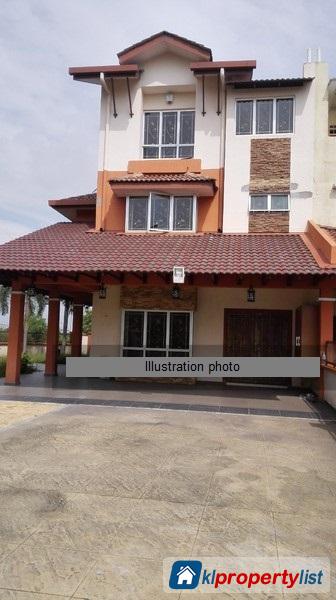 5 bedroom 2.5-sty Terrace/Link House for sale in Seri Kembangan in Selangor