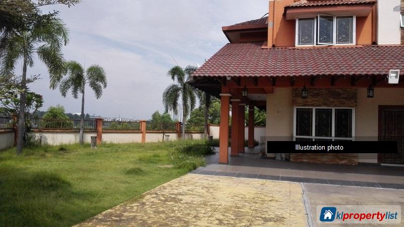 5 bedroom 2.5-sty Terrace/Link House for sale in Seri Kembangan in Malaysia