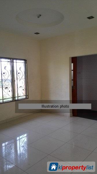 5 bedroom 2.5-sty Terrace/Link House for sale in Seri Kembangan in Selangor - image