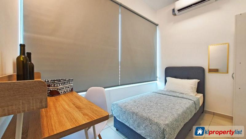 Room in condominium for rent in Damansara Damai - image 5