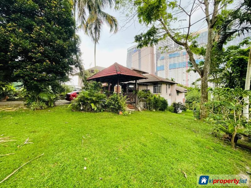 9 bedroom Bungalow for sale in Damansara in Malaysia - image