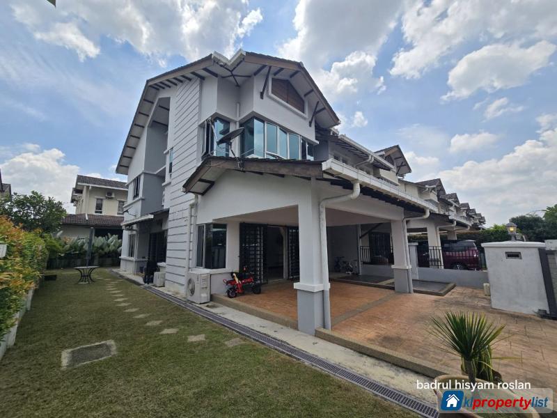 5 bedroom Semi-detached House for sale in Bangi