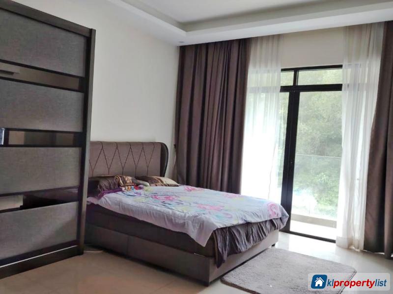 6 bedroom 2.5-sty Terrace/Link House for sale in Dengkil - image 9