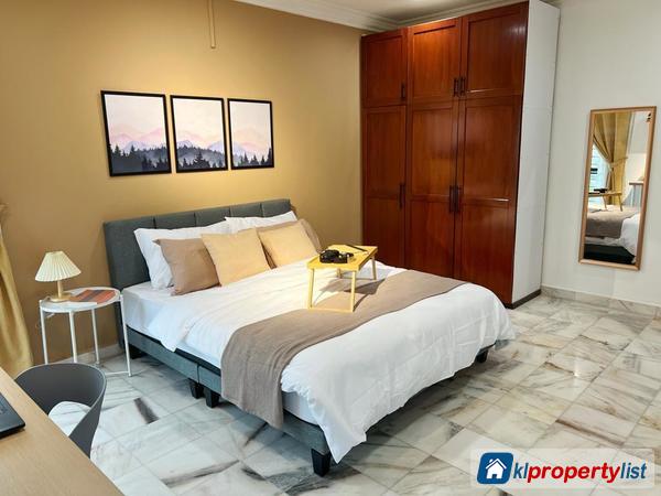 Room in condominium for rent in Cheras