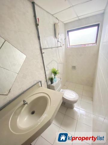 Room in condominium for rent in Bandar Sunway - image 5