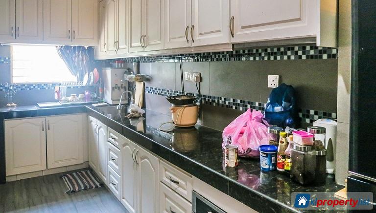 5 bedroom 2-sty Terrace/Link House for sale in Seri Kembangan - image 12