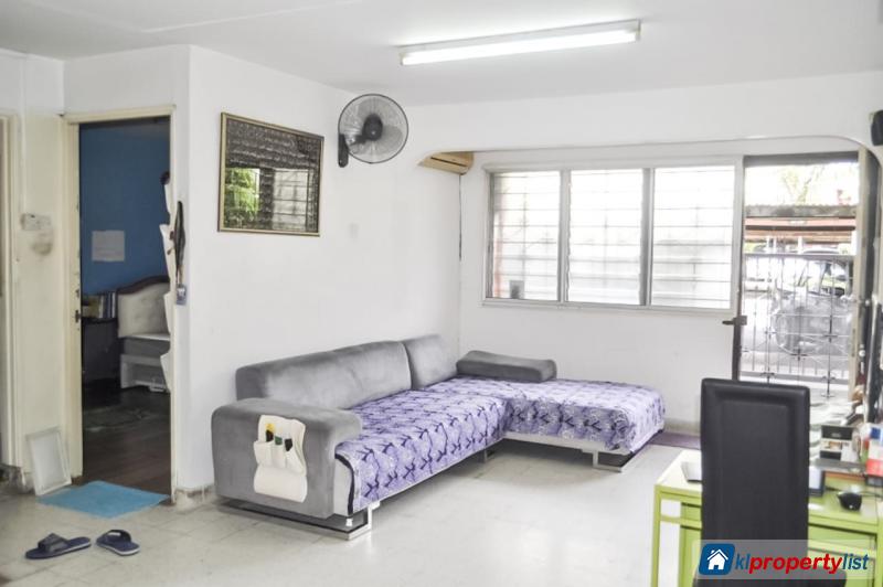 3 bedroom Flat for sale in Pandan Jaya - image 2