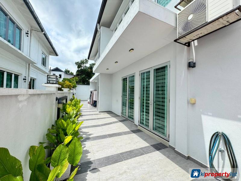 8 bedroom Bungalow for sale in Kuang - image 3