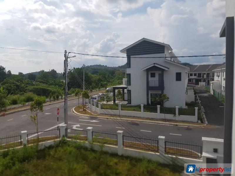 5 bedroom 2.5-sty Terrace/Link House for sale in Rawang - image 9
