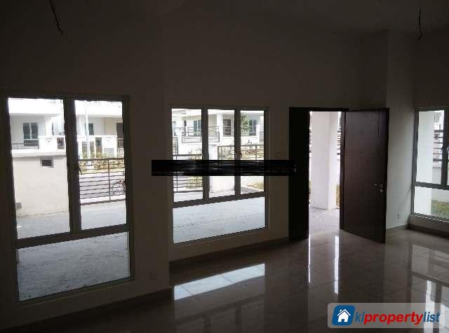 6 bedroom Semi-detached House for sale in Rawang - image 8