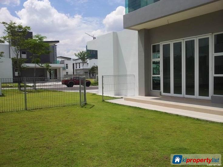 5 bedroom Bungalow for sale in Nusajaya