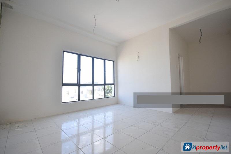 5 bedroom 2.5-sty Terrace/Link House for sale in Sungai Buloh - image 19