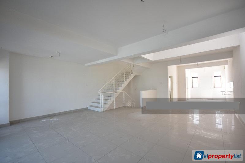 5 bedroom 2.5-sty Terrace/Link House for sale in Sungai Buloh - image 8