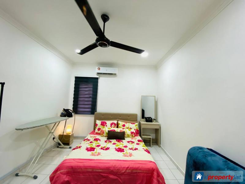 3 bedroom Townhouse for sale in Selayang in Selangor - image