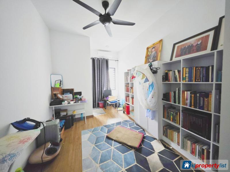 4 bedroom 2-sty Terrace/Link House for sale in Dengkil - image 7