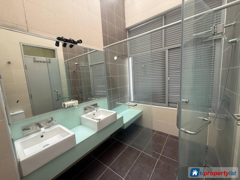 5 bedroom 3-sty Terrace/Link House for sale in Cyberjaya - image 14