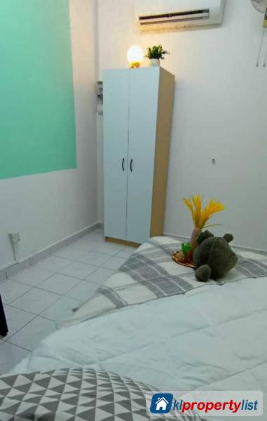 Room in condominium for rent in Sri Petaling in Malaysia