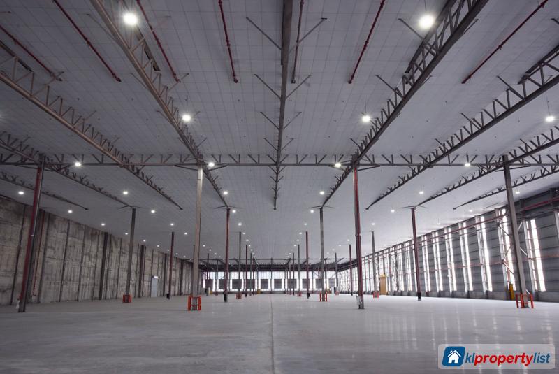 Warehouse/Store for rent in Bandar Puncak Alam - image 2