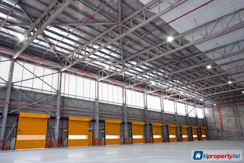 Warehouse/Store for rent in Bandar Puncak Alam - image 4