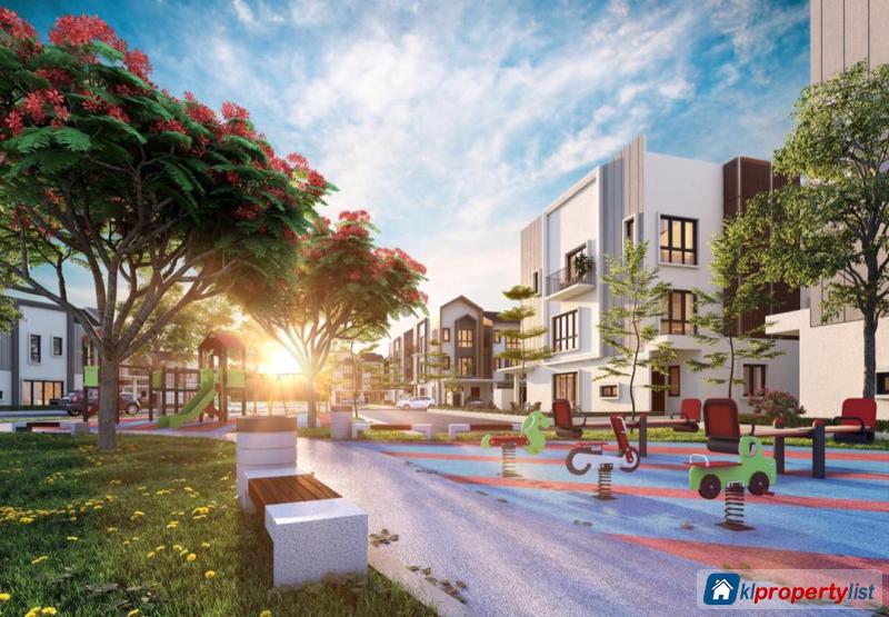 2-sty Terrace/Link House for sale in Puchong - image 2