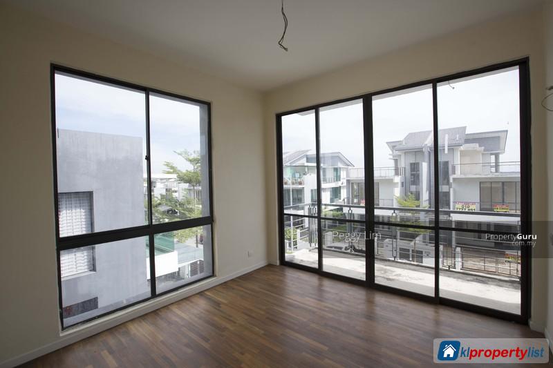 6 bedroom Semi-detached House for sale in Rawang - image 22