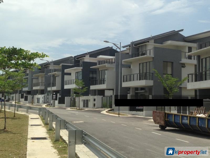 6 bedroom Semi-detached House for sale in Rawang - image 2