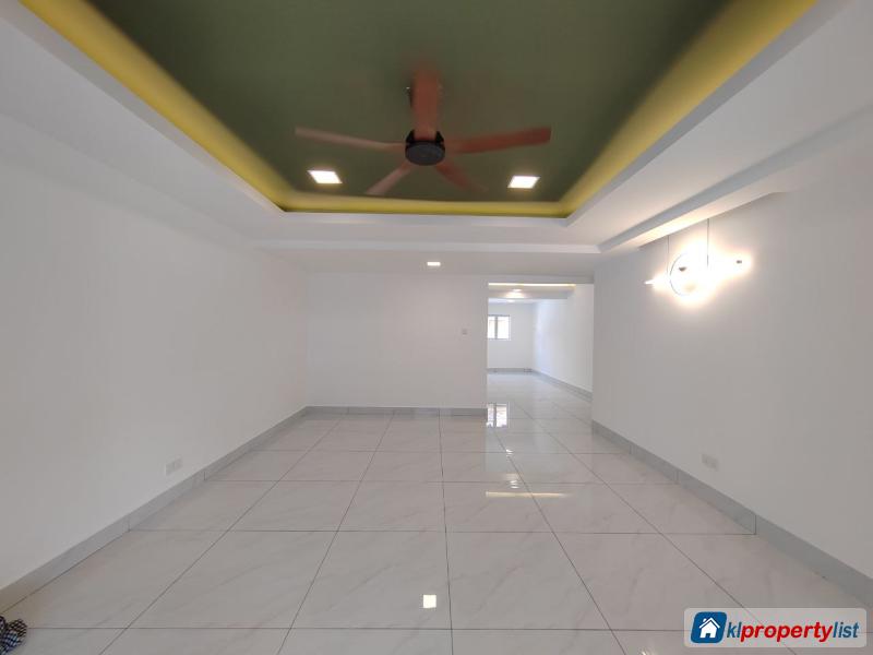 4 bedroom 2-sty Terrace/Link House for sale in Cheras - image 2