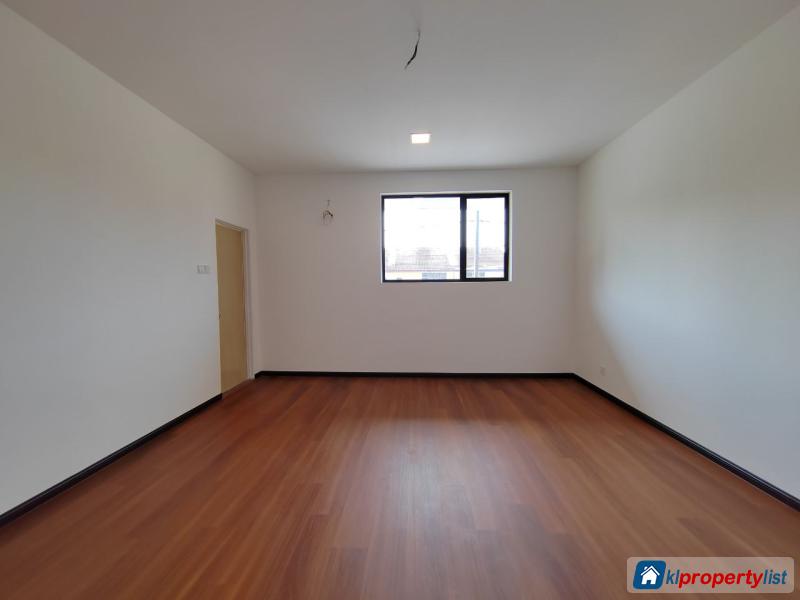 4 bedroom 2-sty Terrace/Link House for sale in Cheras - image 6