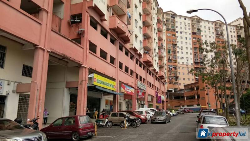 Pictures of 3 bedroom Apartment for sale in Ampang