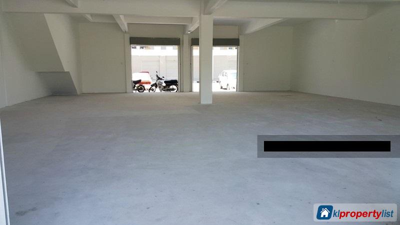 Shop for sale in Kampar - image 7