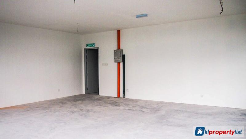 Factory for rent in Sungai Buloh - image 8