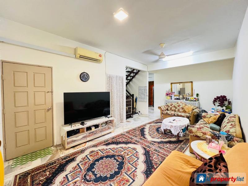 6 bedroom 2-sty Terrace/Link House for sale in Subang Jaya in Malaysia