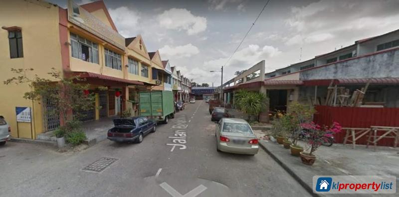 Shop for rent in Ulu Tiram
