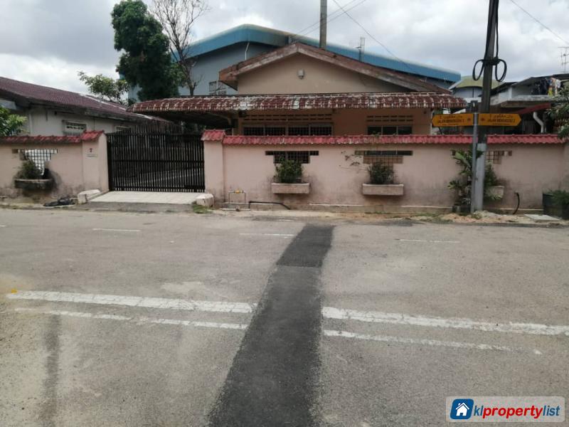 Picture of 4 bedroom Bungalow for sale in Johor Bahru in Johor